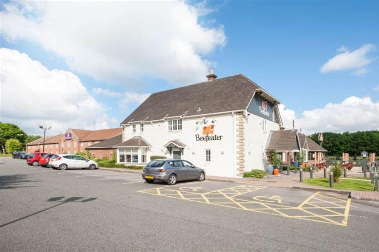 Premier Inn Runcorn Buitenkant foto
