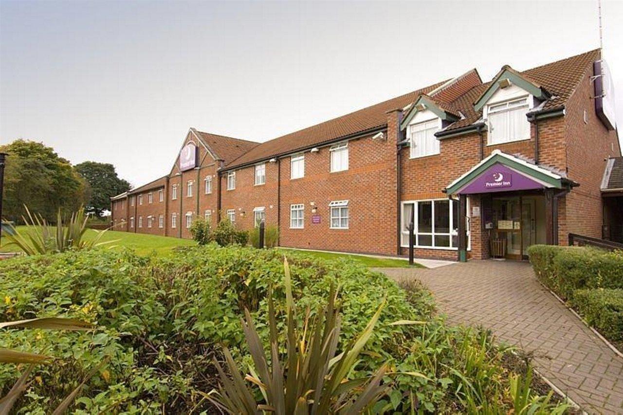Premier Inn Runcorn Buitenkant foto
